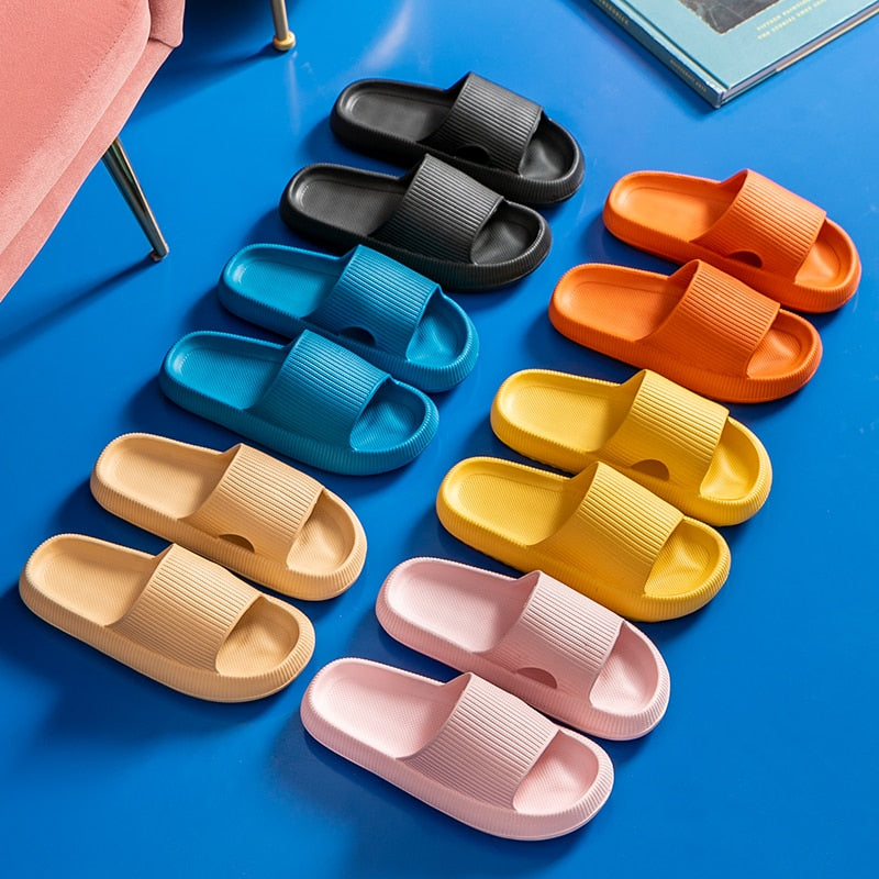 Comfy cloud summer indoor innetofflor utetofflor beach slides slippers flip flops tiktok šlepetės papuče tofflor